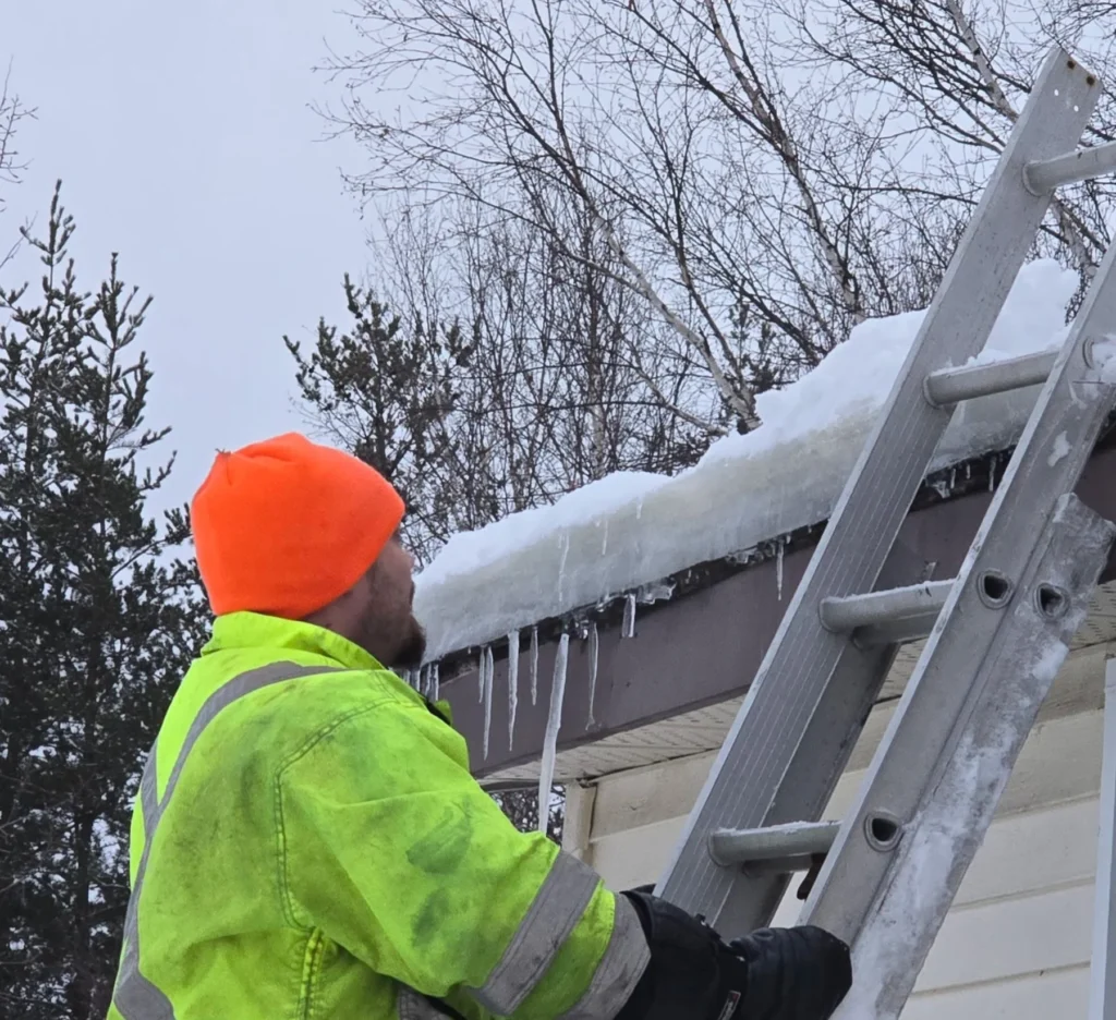 Dawson's roof snow removal work in Greater Sudbury
